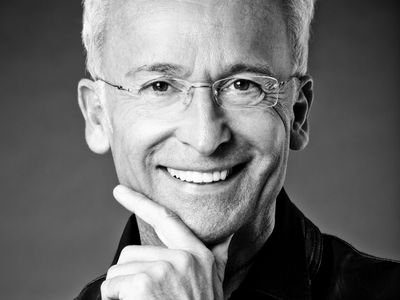 Dr. Markus Weber mit „Iwwerleije se mol!“ in unserem Ski-Stadl
